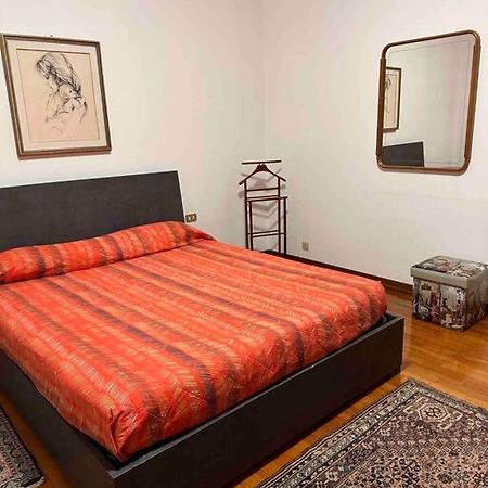 A Casa Di Gianni Apartment Gallarate Bagian luar foto