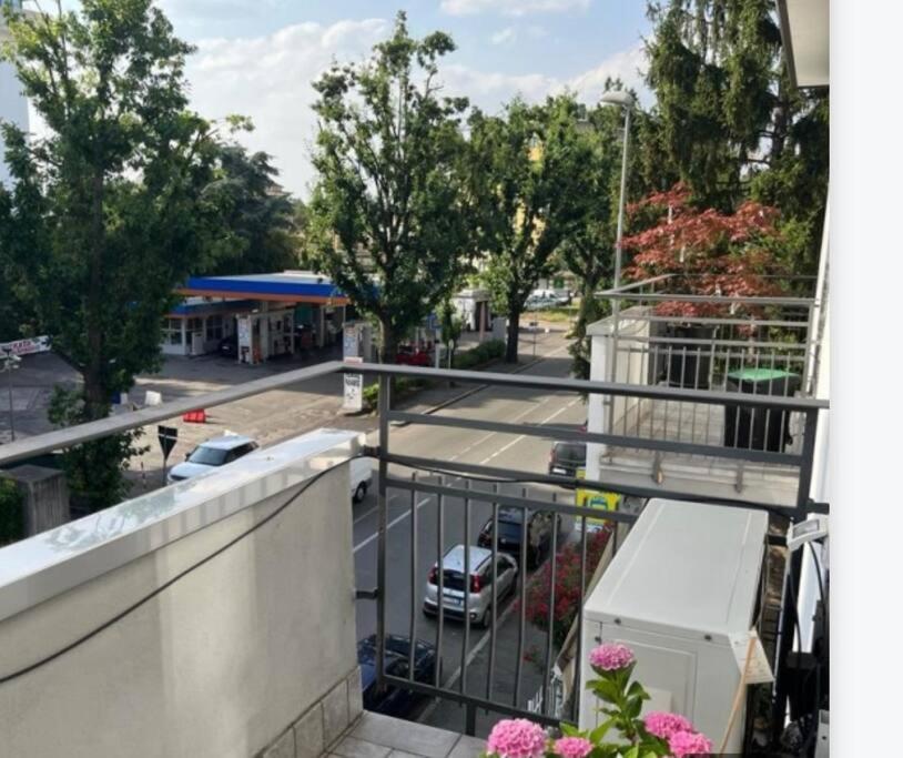 A Casa Di Gianni Apartment Gallarate Bagian luar foto