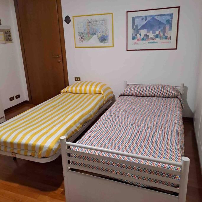 A Casa Di Gianni Apartment Gallarate Bagian luar foto