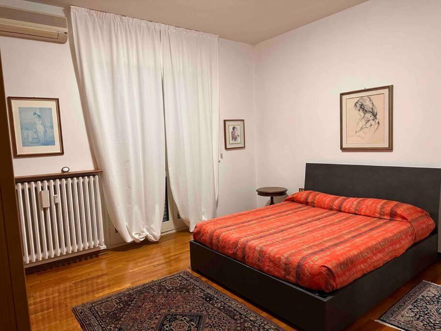 A Casa Di Gianni Apartment Gallarate Bagian luar foto